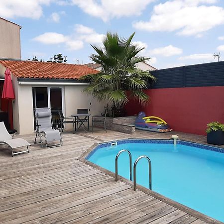 Studio Independant Chez L'Habitant Avec Piscine Et Cuisine Exterieures La Rochelle  Kültér fotó