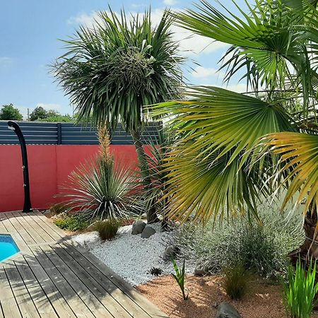Studio Independant Chez L'Habitant Avec Piscine Et Cuisine Exterieures La Rochelle  Kültér fotó