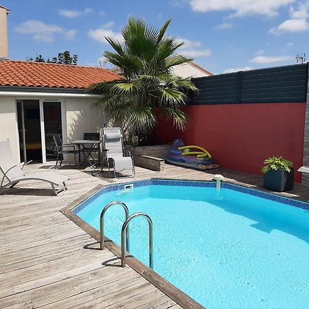Studio Independant Chez L'Habitant Avec Piscine Et Cuisine Exterieures La Rochelle  Kültér fotó
